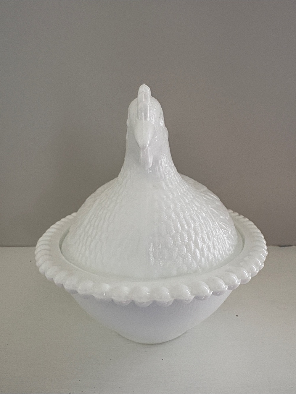 Indiana Glass HEN ON A NEST white milk glass dish - Picture 4 of 16